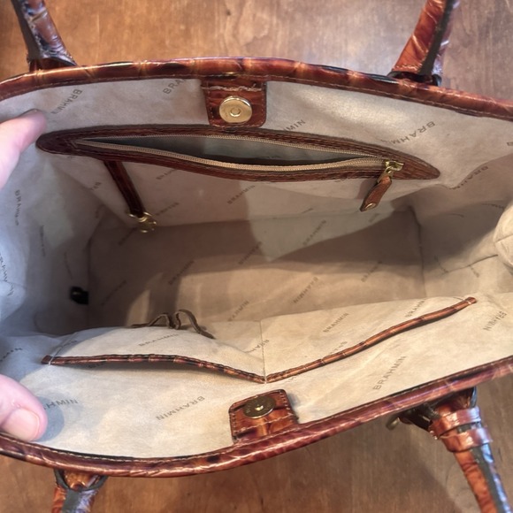 BRAHMIN MELBOURNE OR ANYTIME TOTE CROCODILE SHOULDER BAG GREAT COND - Picture 5 of 16